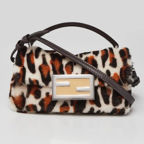 Fendi White/Brown/Black Leopard Print Calf Hair Baguette Crossbody Phone Bag ... - Picture 1 of 10